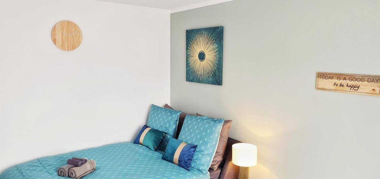 The Sky - Dormez Sur Un Petit Nuage Apartment Dreux Exterior foto